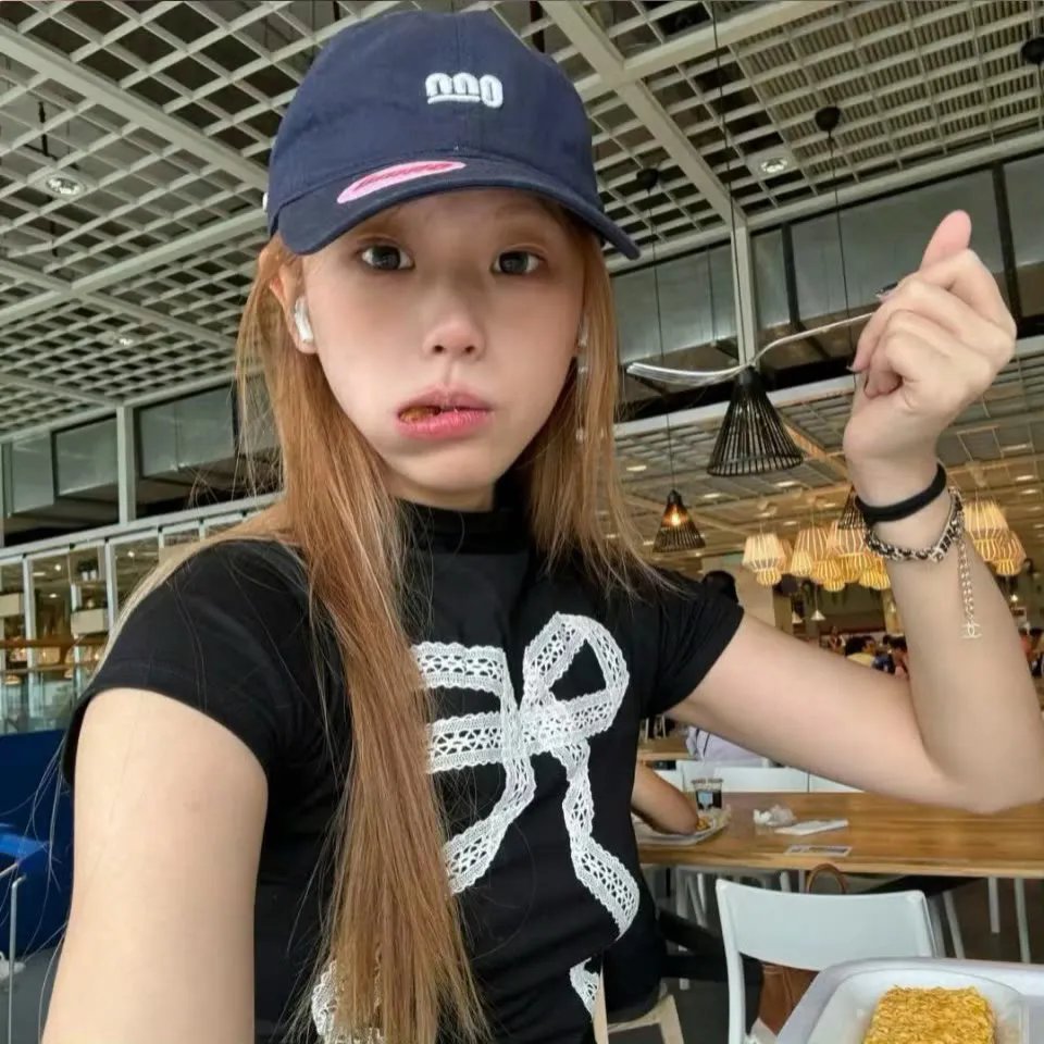 忧郁小妇人